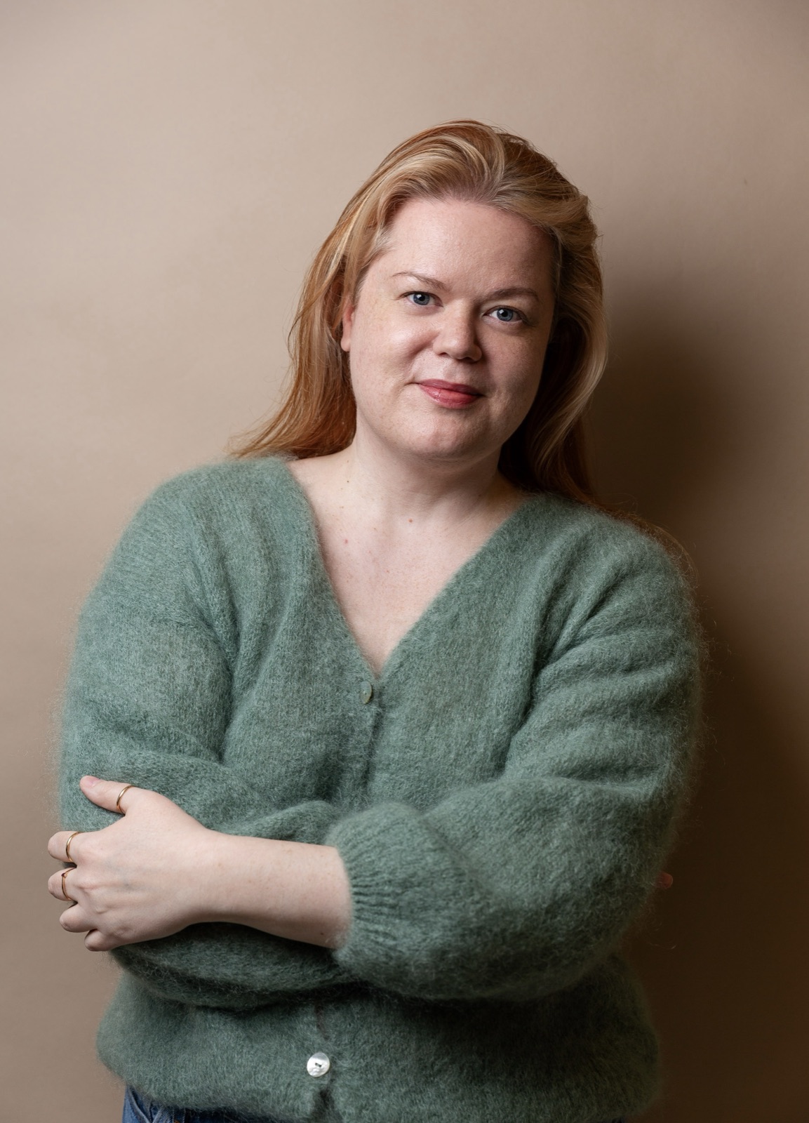 Anna Schneitz, Cocco Agency